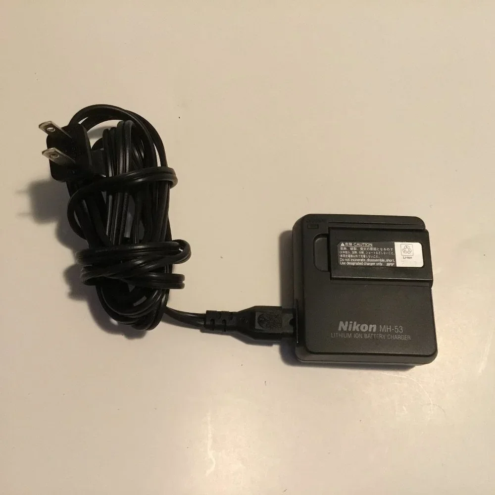 Nikon MH-53 Camera Battery Charger w/ Cord & Replacement Battery